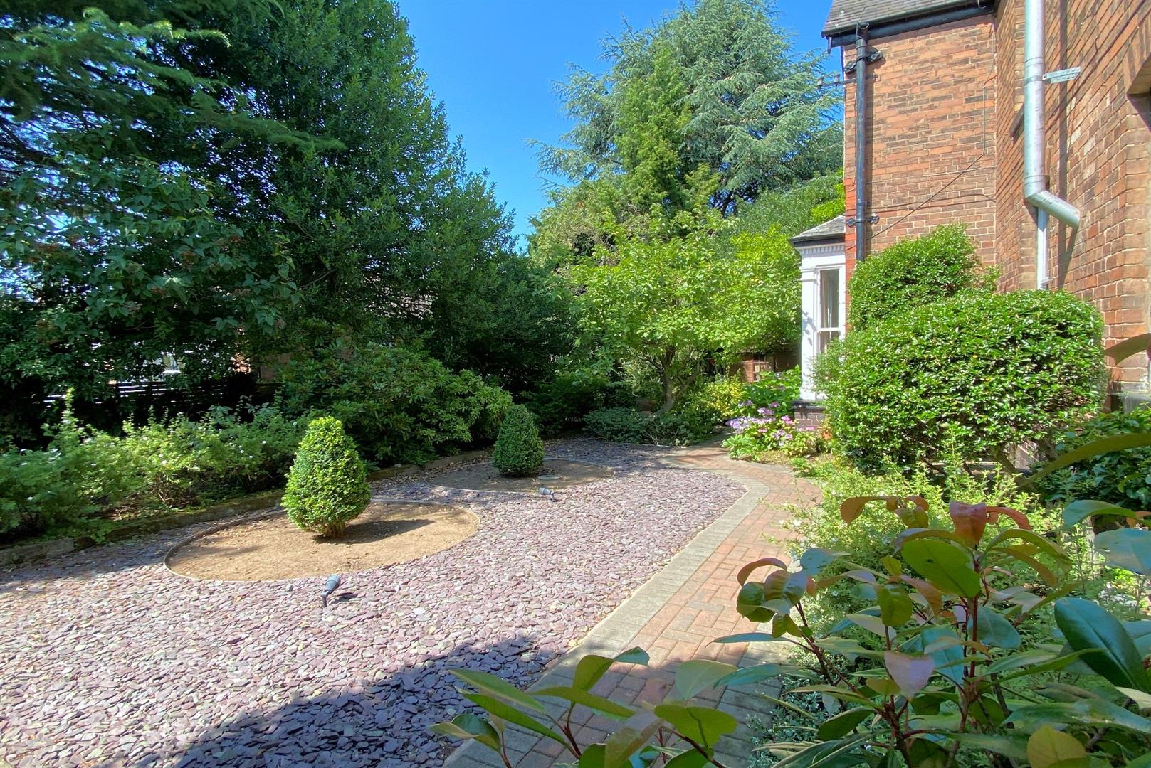 Chester Road South, Kidderminster
